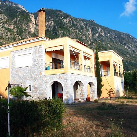 Sea And Mountain View Villa Kalamata Ngoại thất bức ảnh