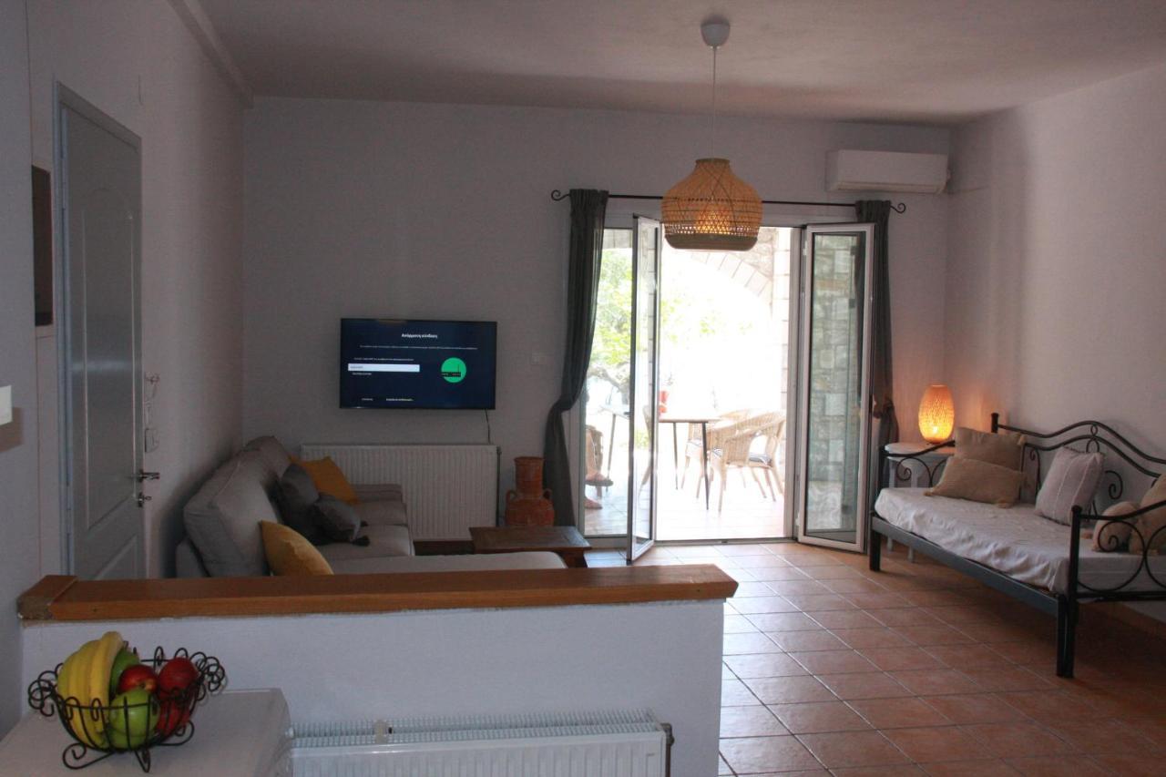 Sea And Mountain View Villa Kalamata Ngoại thất bức ảnh